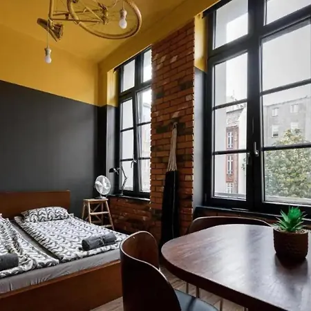 아파트 Golden Apartments&glamping-k28 브로츠와프